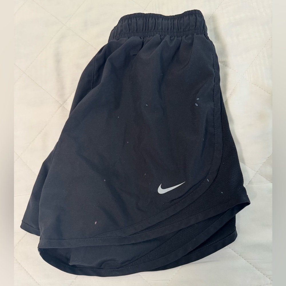 Women’s S Black Nike Shorts